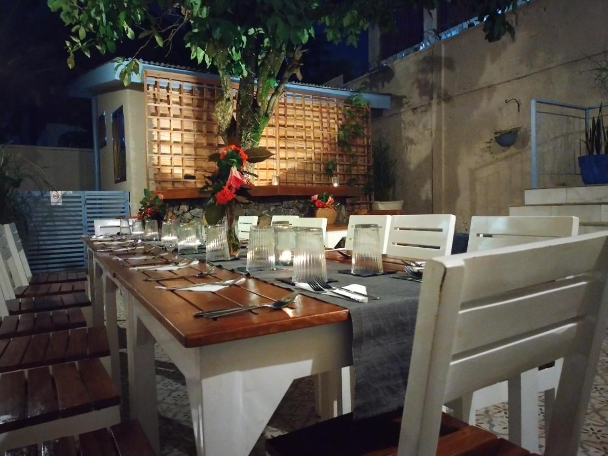 Cole Street Guesthouse Freetown Exterior foto